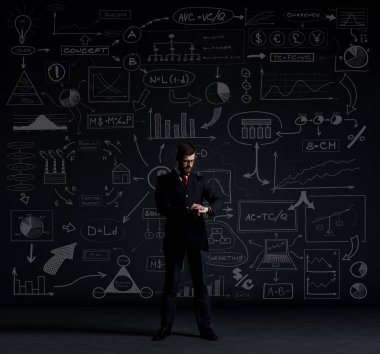 genç ve kendinden emin bir işadamı