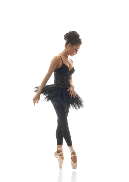 Ballerina di danza femminile che pratica — Foto Stock