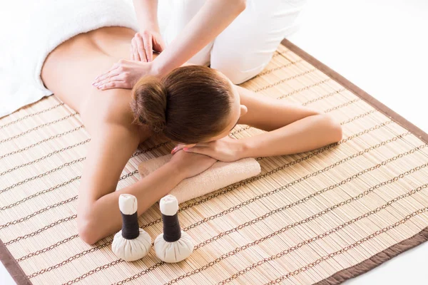 Mooie Jonge Gezonde Vrouw Spa Salon Met Massage Massage Behandeling — Stockfoto