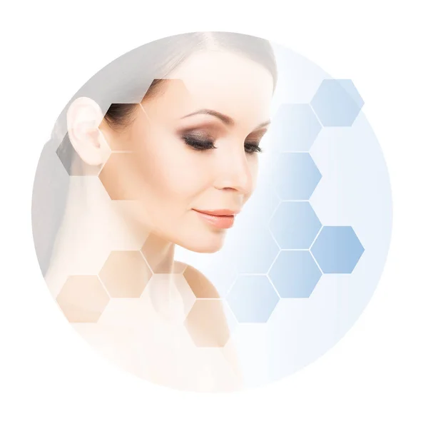 Fiatal Egészséges Méhsejt Mozaik Arc Portréja Plasztikai Sebészet Bőrápolás Kozmetikumok — Stock Fotó