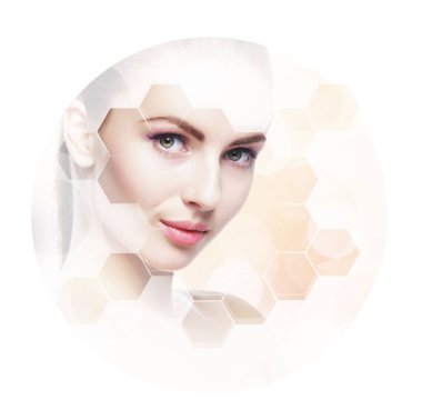 Genç ve sağlıklı bir kadın petek mozaik yüz portresi. Plastik cerrahi, Cilt Bakımı, kozmetik ve yüz kavramı kaldırma.