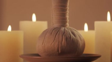 Spa arkaplan kompozisyonu. Masaj, oryantal terapi, refah ve meditasyon kavramı.