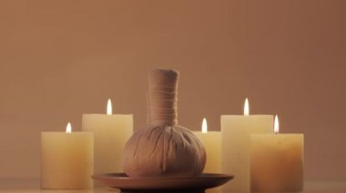 Oryantal masaj tedavisi kompozisyonu. Spa prosedürleri, meditasyon, refah ve aromaterapi kavramı.