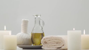 Oryantal masaj tedavisi kompozisyonu. Spa prosedürleri, meditasyon, refah ve aromaterapi kavramı.