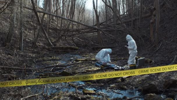 Detectives Collecting Evidence Crime Scene Forensic Specialists Making Expertise Police — Stock Video