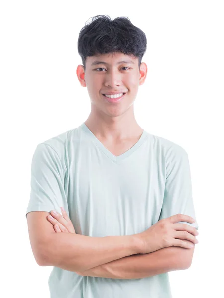 Asijský Muž Světle Zeleném Tričku Zkříženými Pažemi Usmívající Tváří Izolovanou — Stock fotografie