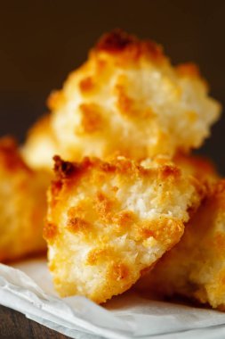 Küçük Hindistan cevizi kurabiyeleri