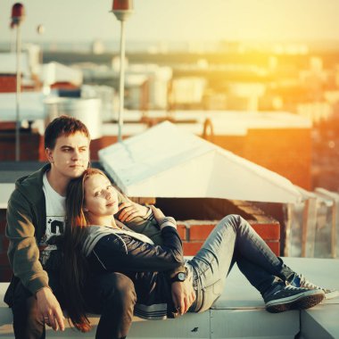 Çatıda romantik Tarih