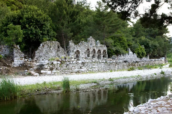 Olympos ruinas antiguas de la ciudad — Foto de Stock