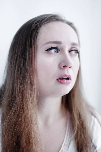 Espressivo Ritratto Ravvicinato Donna Che Piange Con Lacrime Sul Viso — Foto Stock