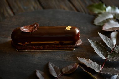 Çikolatalı tatlı. Çikolatalı afrodizyak. Şampanya ikramı..