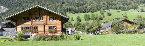 Rural chalets at Wilen on the Swiss alps — Stock Photo, Image