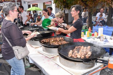 Mantar plaka satan kadın
