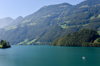 Lake Lungern tarihinde İsviçre kantonu Obwalden