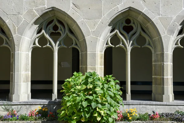 Detalhe da igreja do castelo em Interlaken — Fotografia de Stock