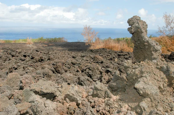 Lavaflöde av La Reunion Island — Stockfoto