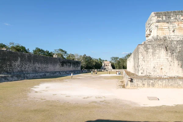 Estadio Maya para juego de pelota, juego de Pelota, Chichén-Itzá —  Fotos de Stock