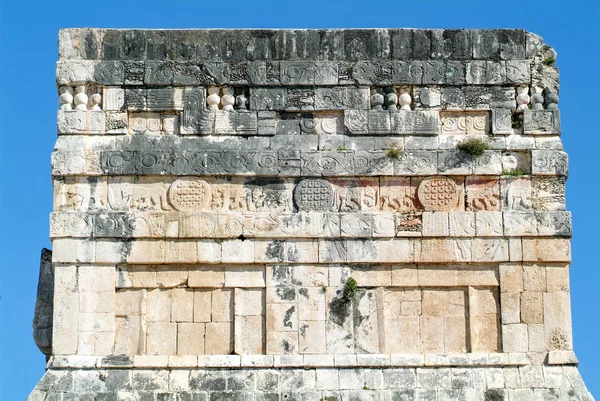 Piramide Maya delle Giaguare a Chichen Itza — Foto Stock