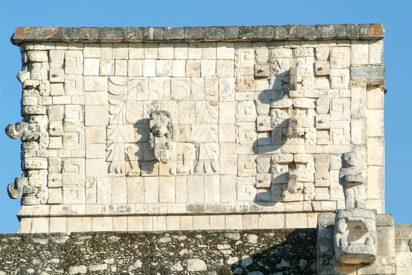 Tempel van de krijgers aan Chichen Itza, Yucatan, Mexico — Stockfoto