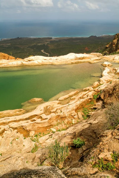 Horské jezero Homhil na ostrově Socotra — Stock fotografie