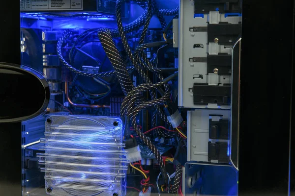 Işıklı bilgisayar donanım