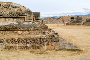 Maya şehir Monte Alban Oaxaca şehir kalıntıları.