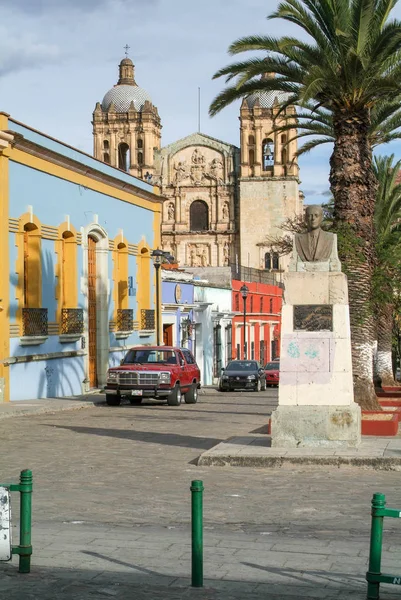 Oaxaca üzerinde Santo Domingo de Guzman Kilisesi — Stok fotoğraf