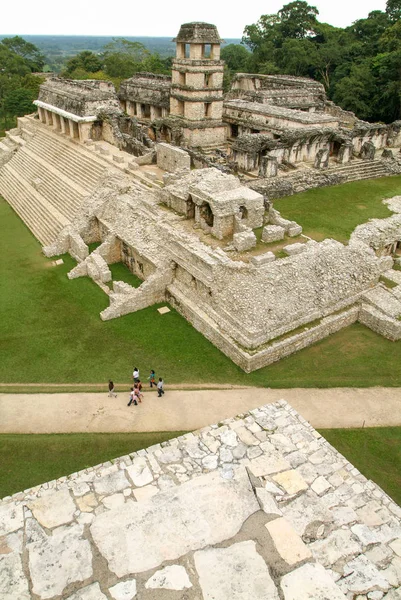 Руины Паленке, город Майя в Чьяпасе, Мексика — стоковое фото