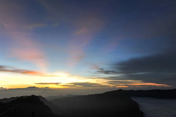 Vulcano mount Bromo located in Bromo Tengger Semeru National Par — Stock Photo, Image