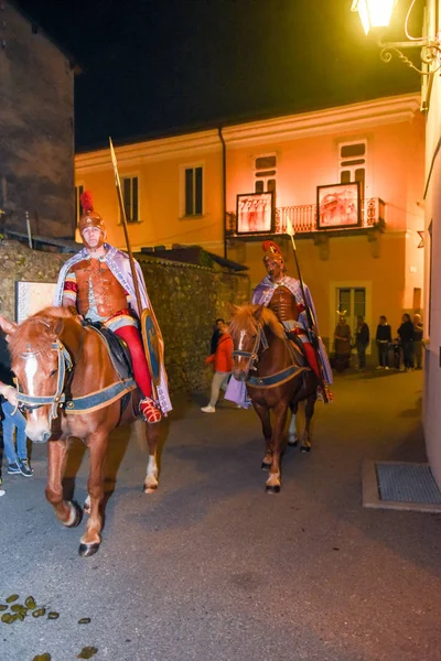 Årlig procession av korsfästelsen av Jesus Kristus vid påsk — Stockfoto