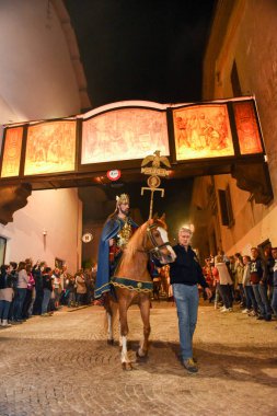 Paskalya'da İsa'nın çarmıha yıllık alayı 