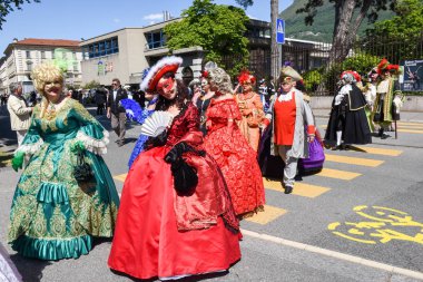 Venedik Maske dansları İsviçre Lugano ile sergilenen