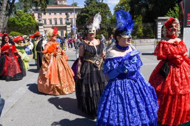 Venedik Maske dansları İsviçre Lugano ile sergilenen