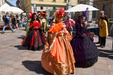 Venedik Maske dansları İsviçre Lugano ile sergilenen