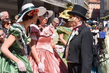 Venedik Maske dansları İsviçre Lugano ile sergilenen