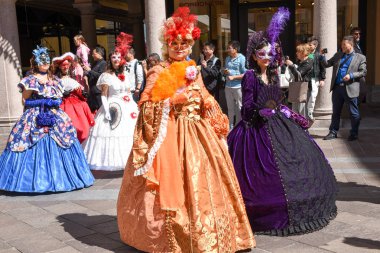 Venedik Maske dansları İsviçre Lugano ile sergilenen