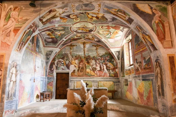 The paintings of the romanesque church of St. Bernard — Stock Photo, Image