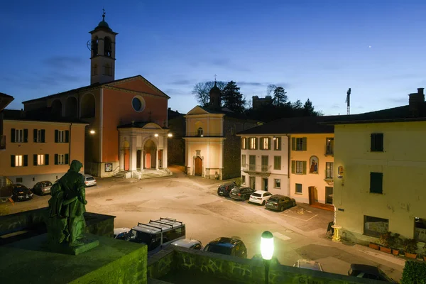 L'antica piazza centrale di Stabio sulla Svizzera — Foto Stock