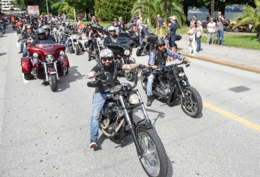 Lugano İsviçre Harley günlerde törende Bykers