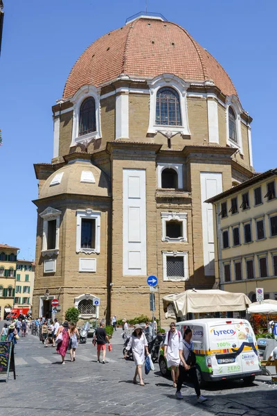 Cúpula de la Basílica de San Lorenzo en Florencia — Foto de Stock