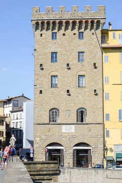 Wohnturm in florenz auf italien. — Stockfoto