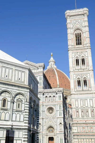 İtalya'da Floransa'da Çiçek Saint Mary Katedrali.