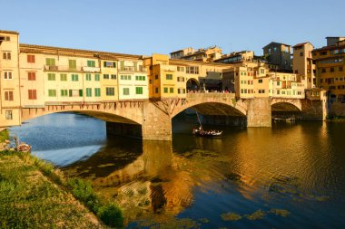 Ünlü köprü Ponte Vecchio Floransa İtalya.