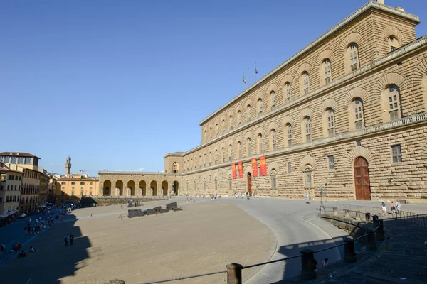 Palazzo Pitti i Firenze - Stock-foto