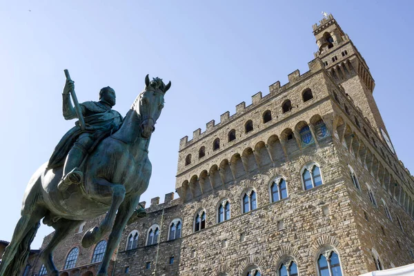 イタリアのフィレンツェ市庁舎ヴェッキオ宮殿. — ストック写真