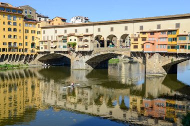 Ünlü köprü Ponte Vecchio Floransa İtalya