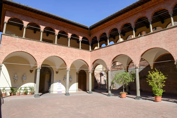 Siena, Aziz Caterina sanctuary — Stok fotoğraf