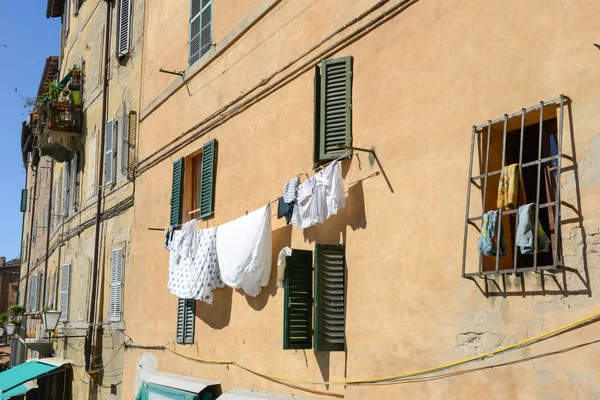 Detalhe do antigo centro em Siena — Fotografia de Stock