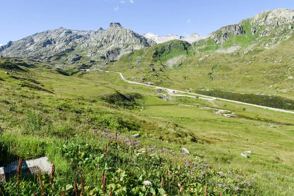 Horská krajina Gotthard pass — Stock fotografie