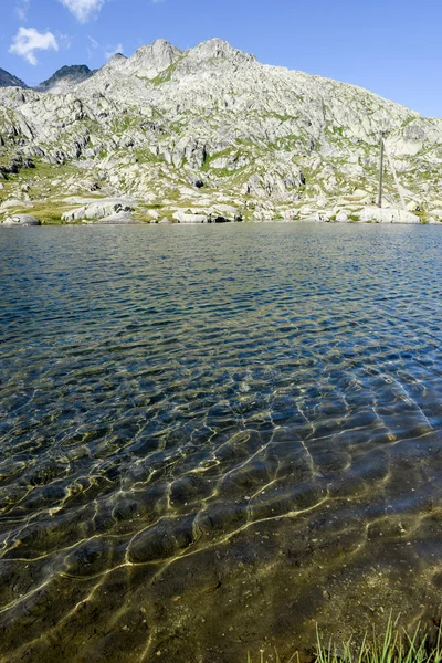 Paisagem montanhosa de Gotthard pass — Fotografia de Stock